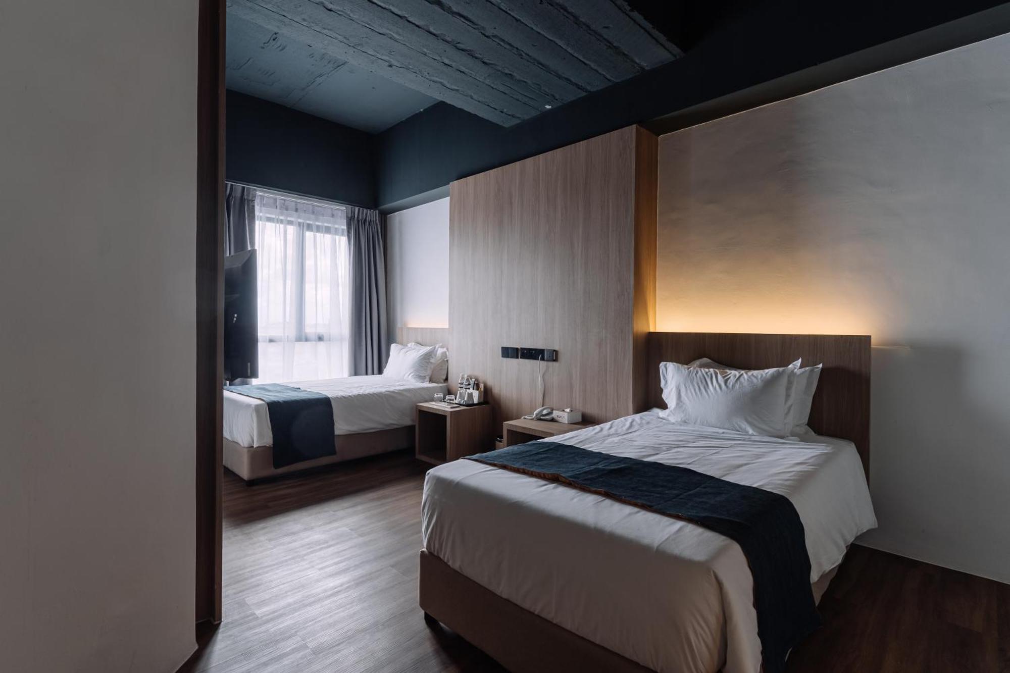 Impiana By Roxy Hotel Kuching Buitenkant foto